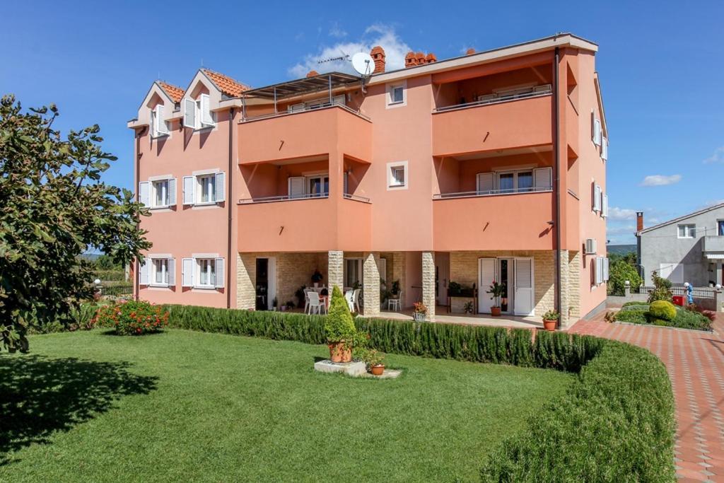 Family Friendly With A Swimming Pool Nevidjane, Pasman - 18054 Nevidane